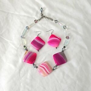 Hot pink jewelry set necklace and earrings